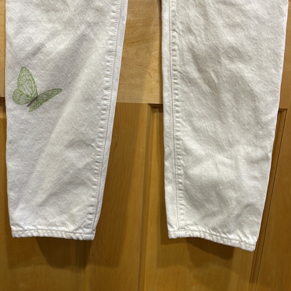 Levi’s cream jeans butterflies w24 L28 - Picture 4 of 16